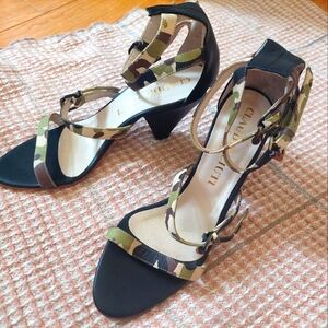 Claudia Ciuti strappy heels